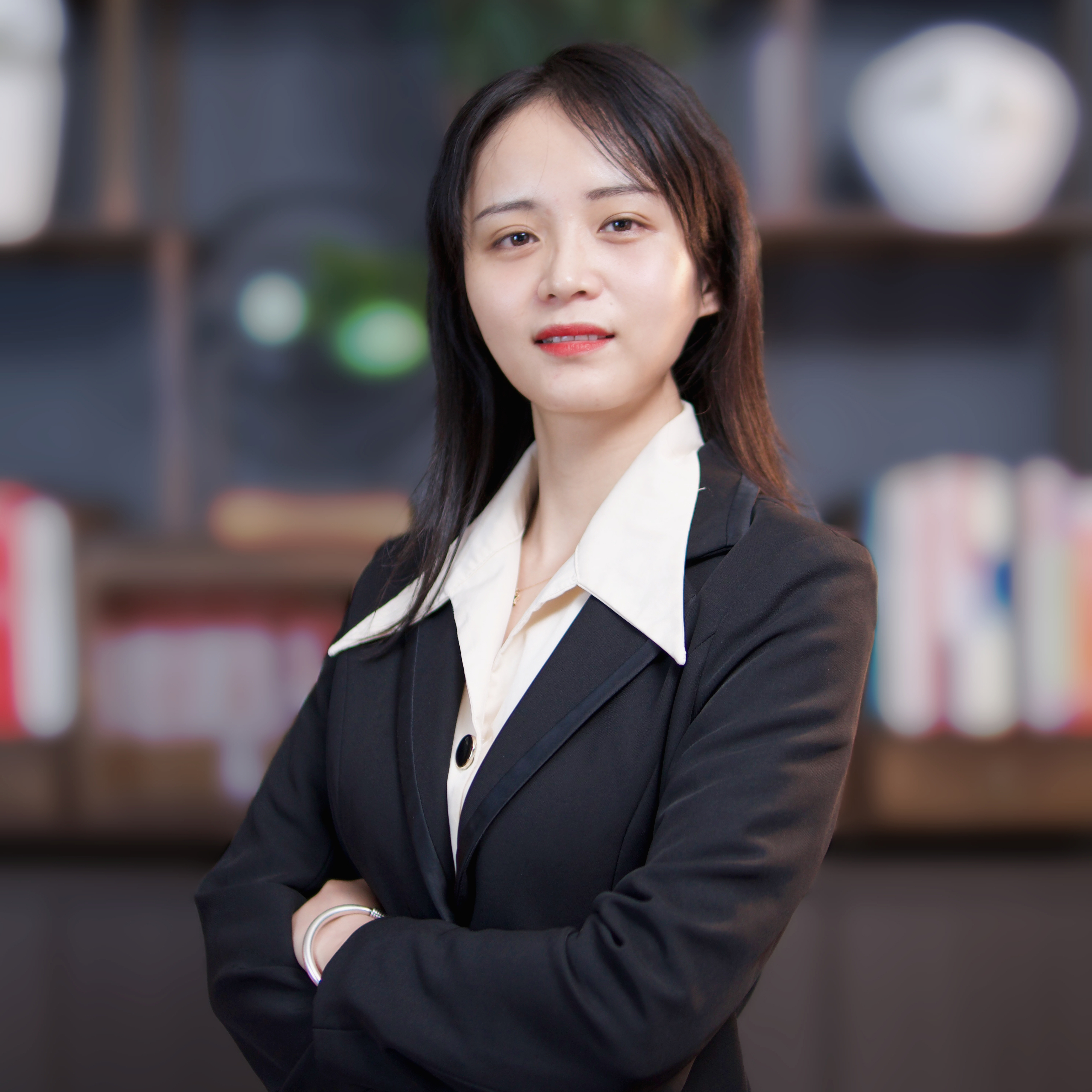 吴娜律师